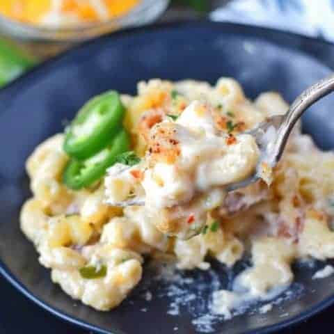 Bacon jalapeno mac n cheese on a black plate