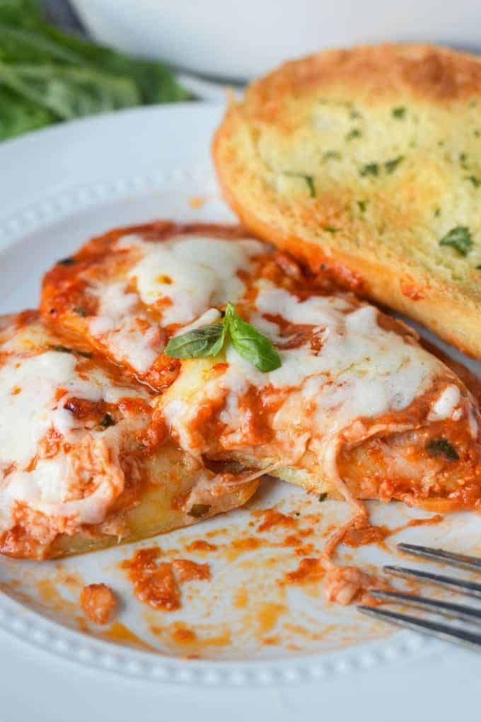  Ravioli on a plate with bread.