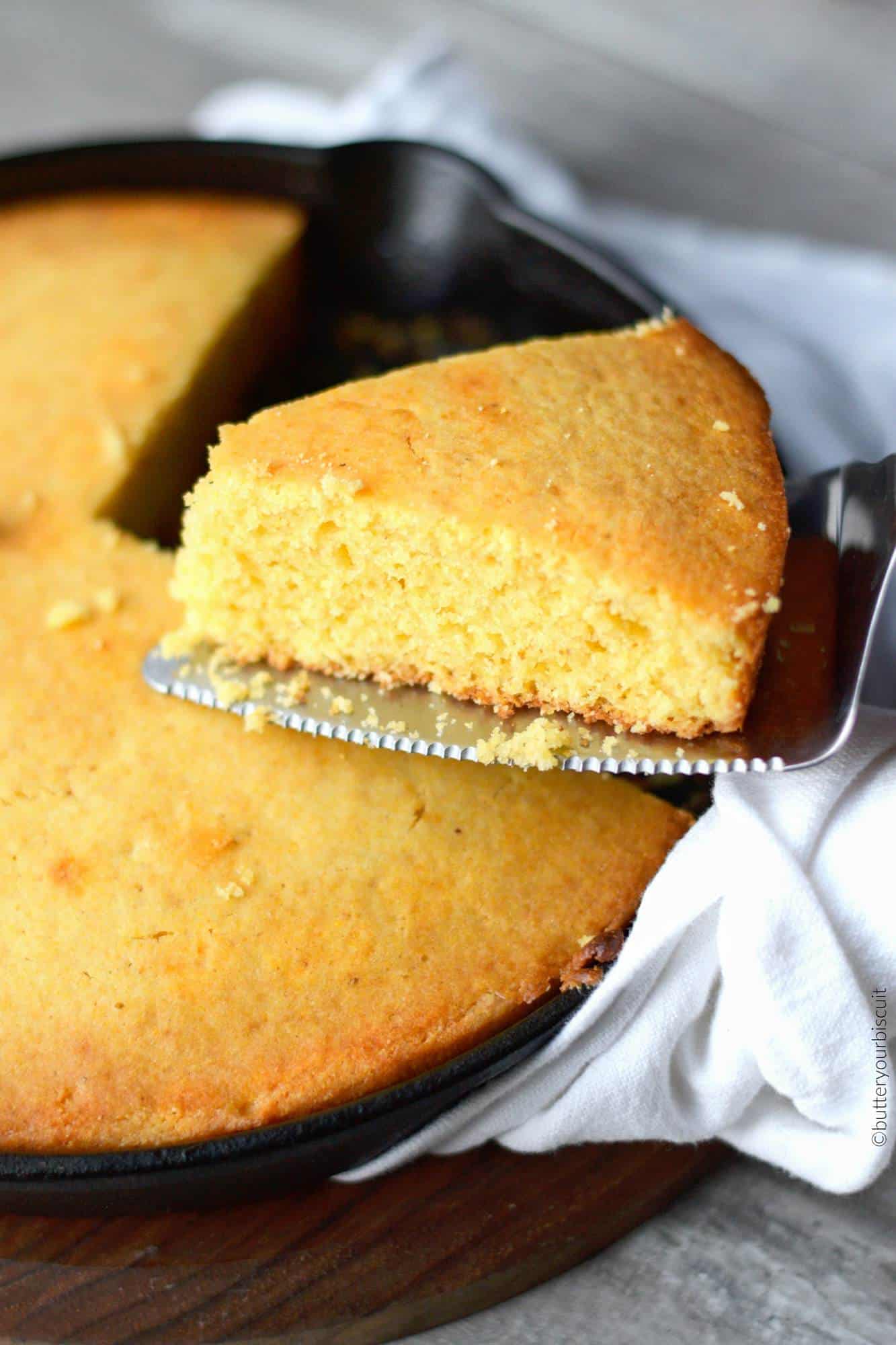 Sweet Honey Cornbread Recipe-Butter Your Biscuit