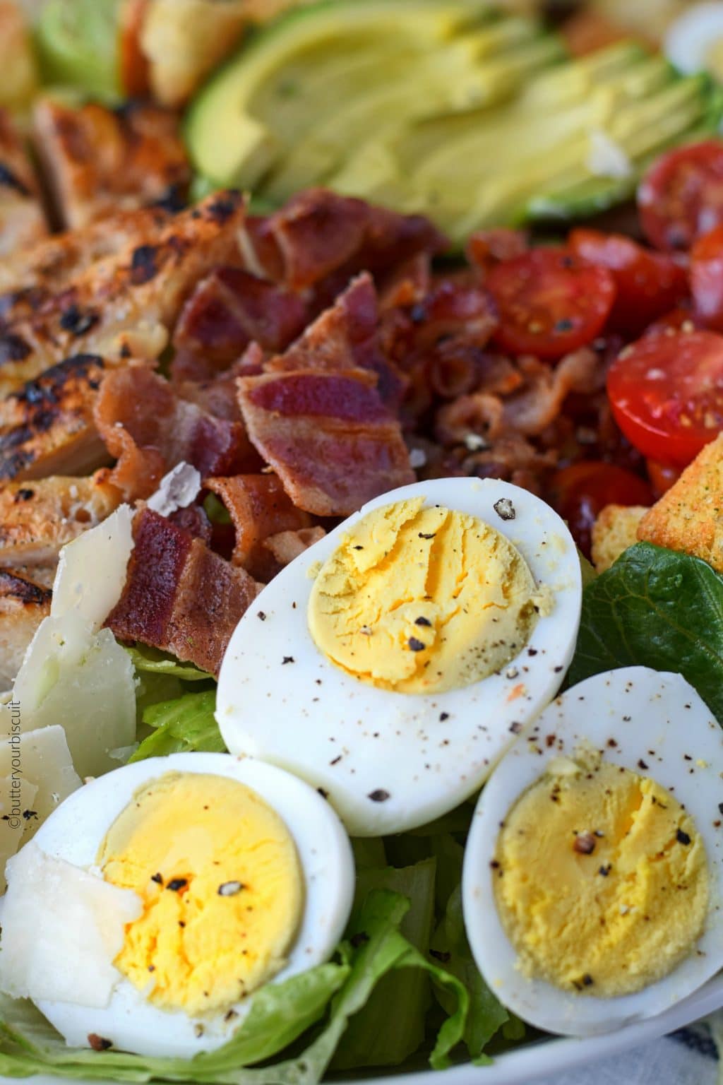 grilled chicken avocado salad