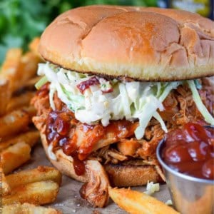 Close up photo of a bbq chicken sandwich.