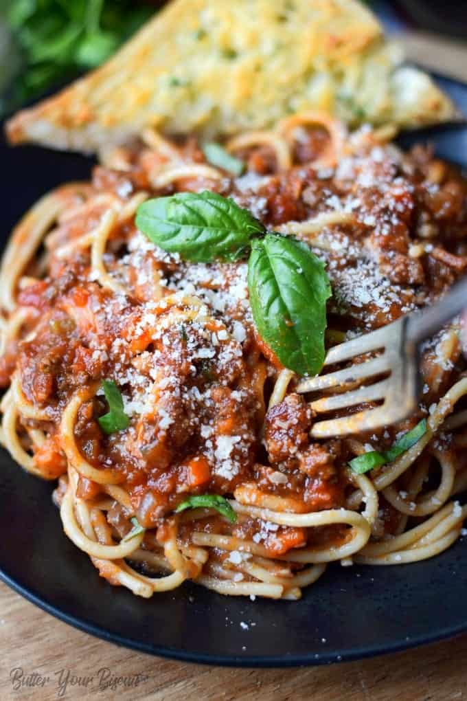 Easy Spaghetti Bolognese Recipe Butter Your Biscuit