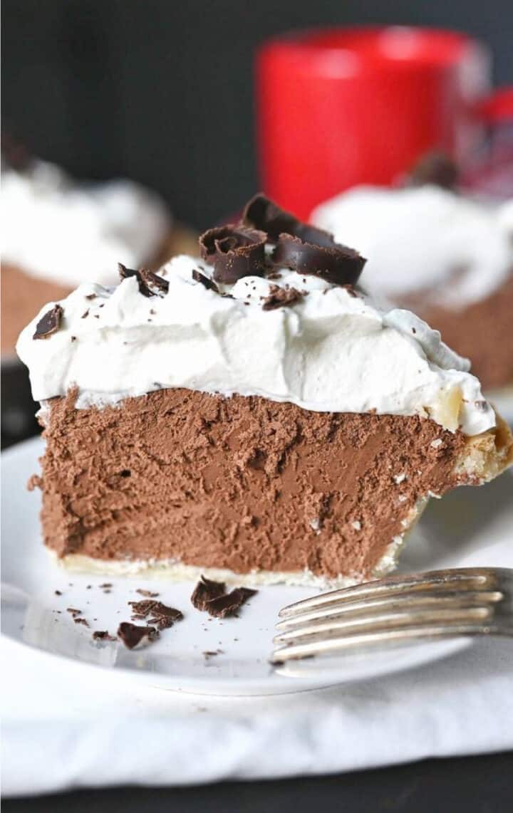 Easy Chocolate Cream Pie Recipe- Butter Your Biscuit