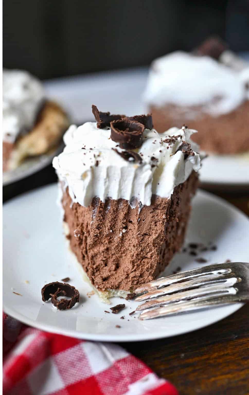 Easy Chocolate Cream Pie Recipe- Butter Your Biscuit