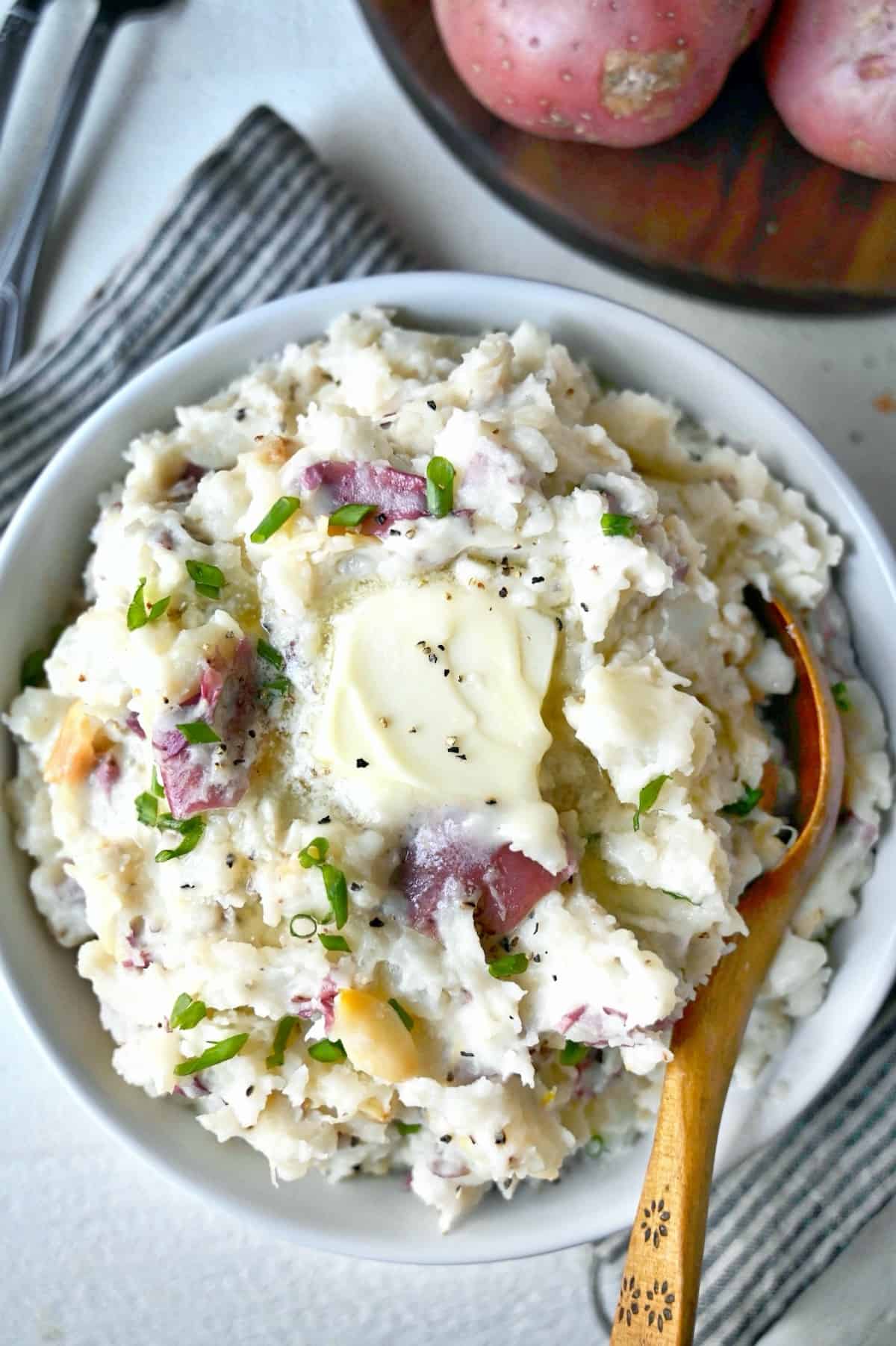 Roasted garlic red mashed potatoes- Butter Your Biscuit