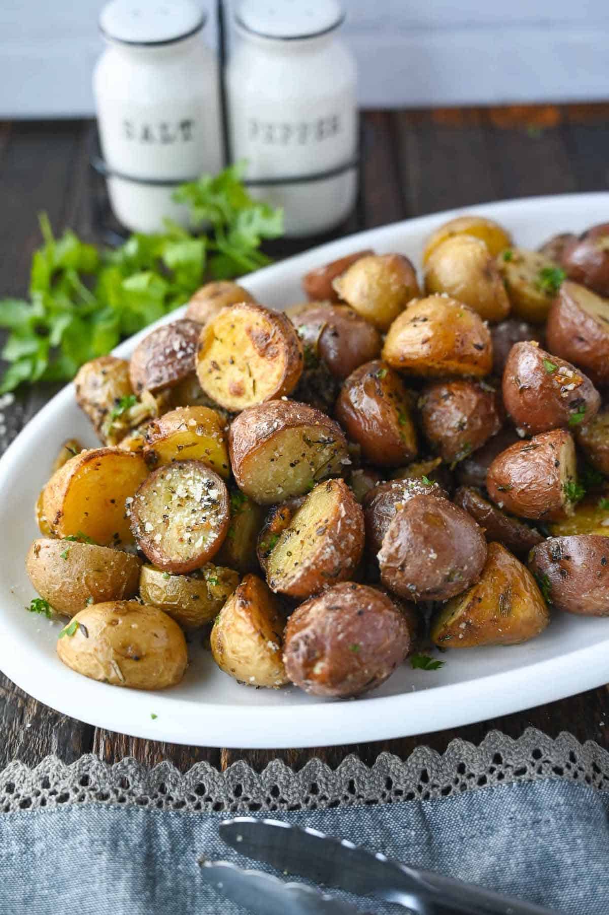 A plate of slow cooker potatoes.