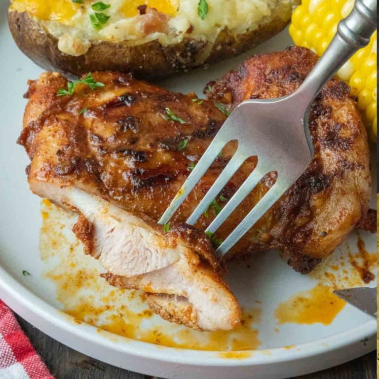 Paprika chicken on a plate.
