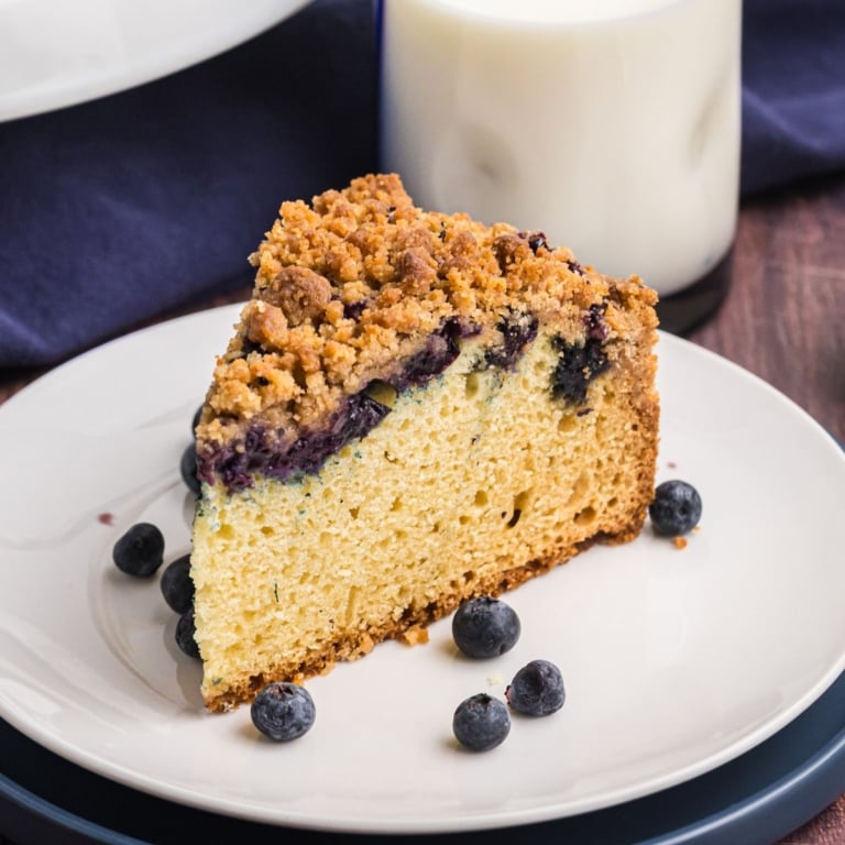 Blueberry Crumb Cake