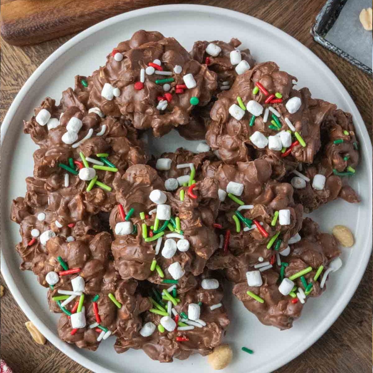 A plate of crockpot christmas candy.