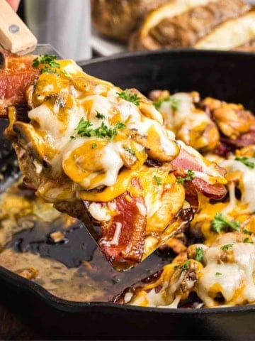 Close up of outback steakhouse alice springs chicken recipe.