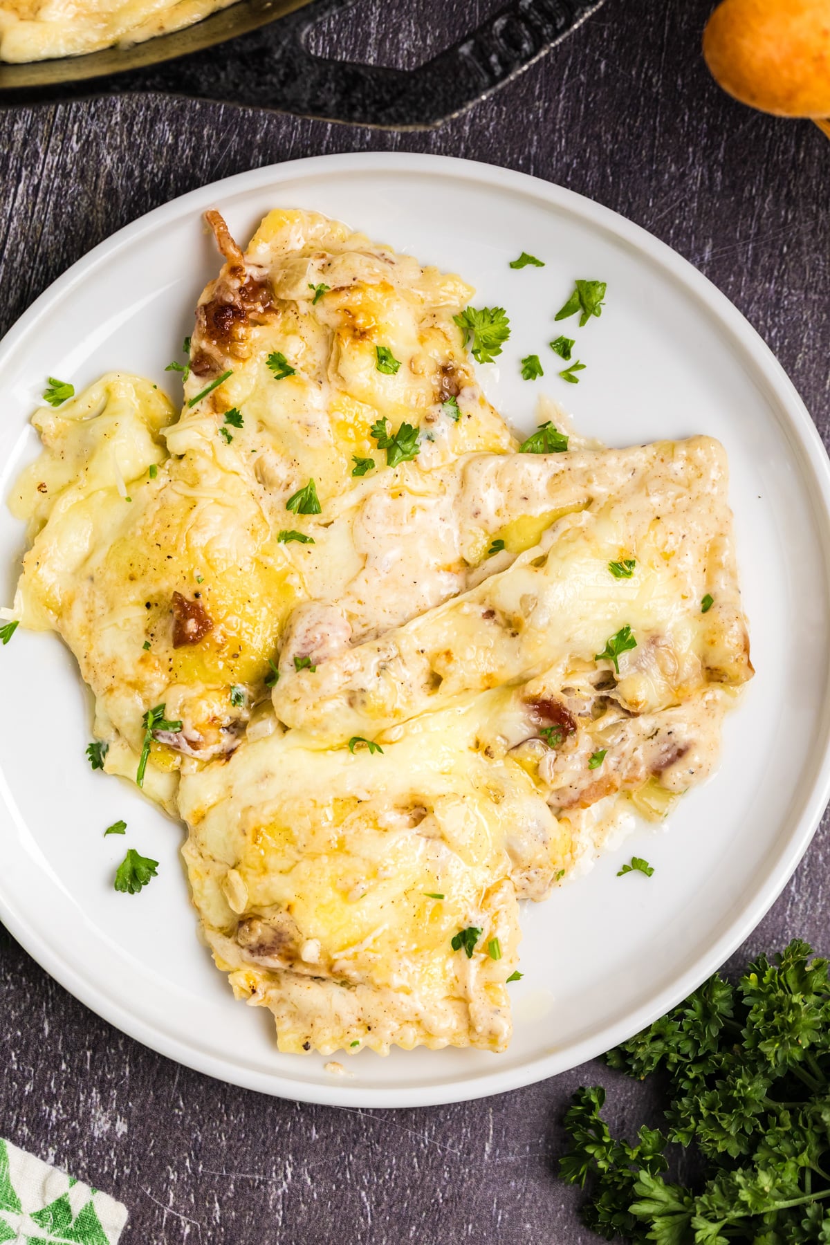 Olive Garden Ravioli Carbonara ion a plate.